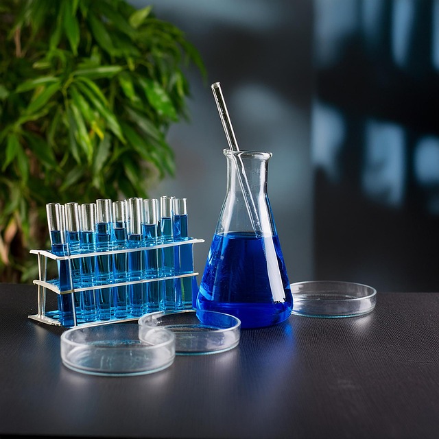 應用于精細化工合成的胺類催化劑DBU：作為高效的非親核性堿，參與脫鹵化氫、酯交換、縮合等多種有機反應，提高合成收率